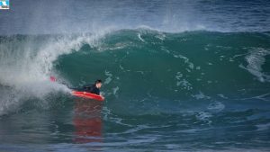 Benjamin-Griffiths-surf-East-strand-troggs-300x169 Benjamin-Griffiths-surf-East-strand-troggs-300x169