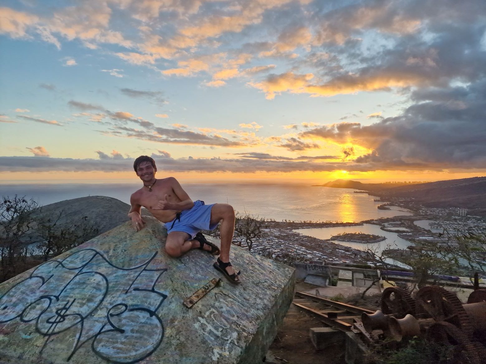 Night Lenses - Orthokeratology lenses - Benjamin - Gap Year - Hawaii3